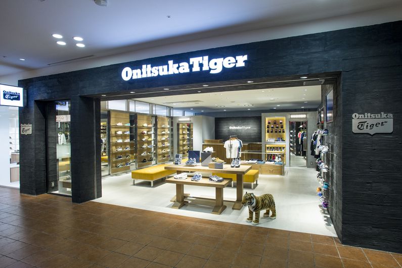 オニツカタイガーアクアシティお台場(Onitsuka Tiger AQUA CITY ODAIBA)※時短営業