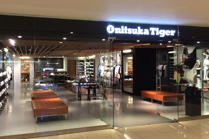 onitsuka tiger robinsons galleria